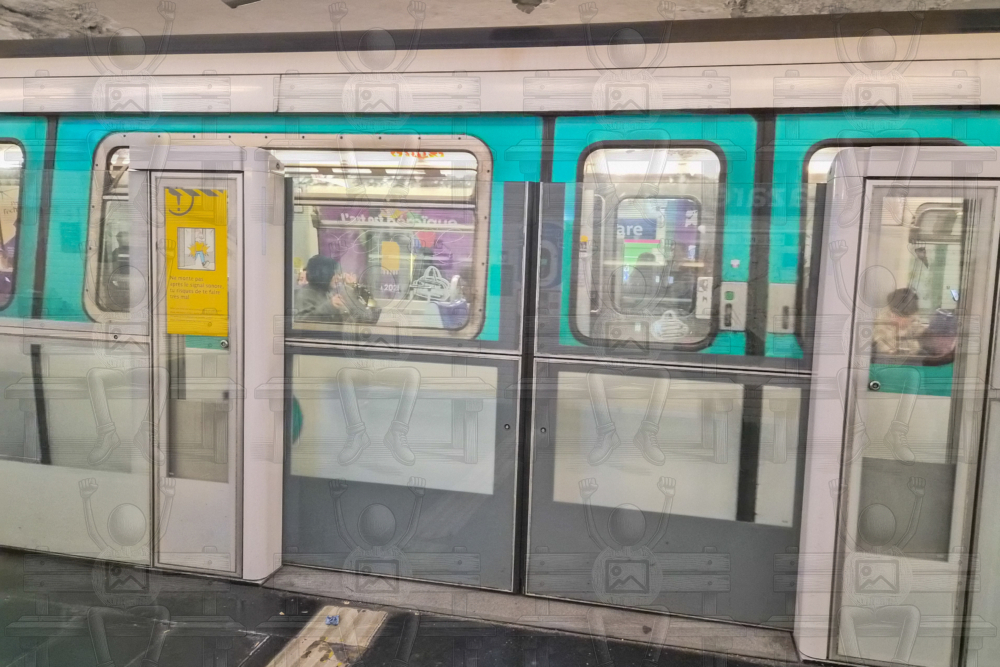 Tueren-Metro